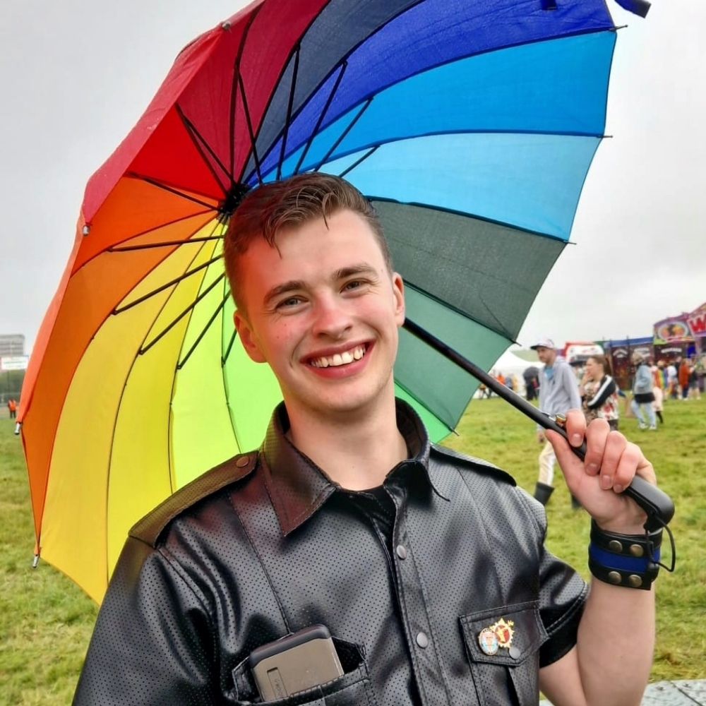 jakey 🦖🏳️‍🌈