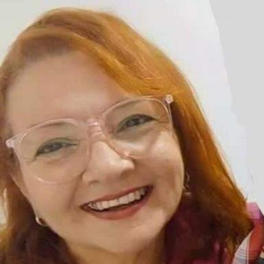 Vivian Ribeiro Leite 