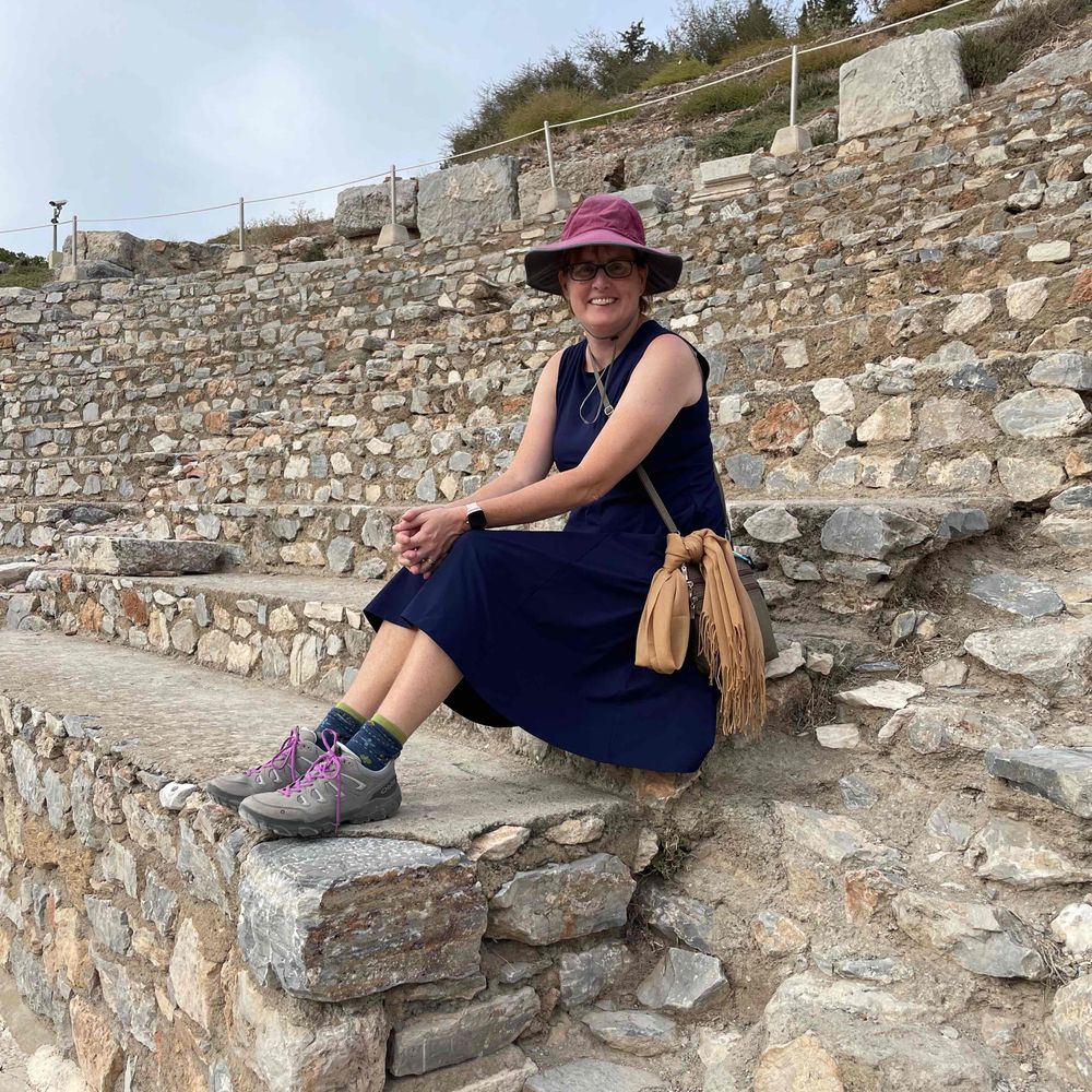 Annie Pettit (LoveStats, She/They, #MRX) 🎸🍞 🧀 🦋 🗿 ✍️ 🇨🇦
