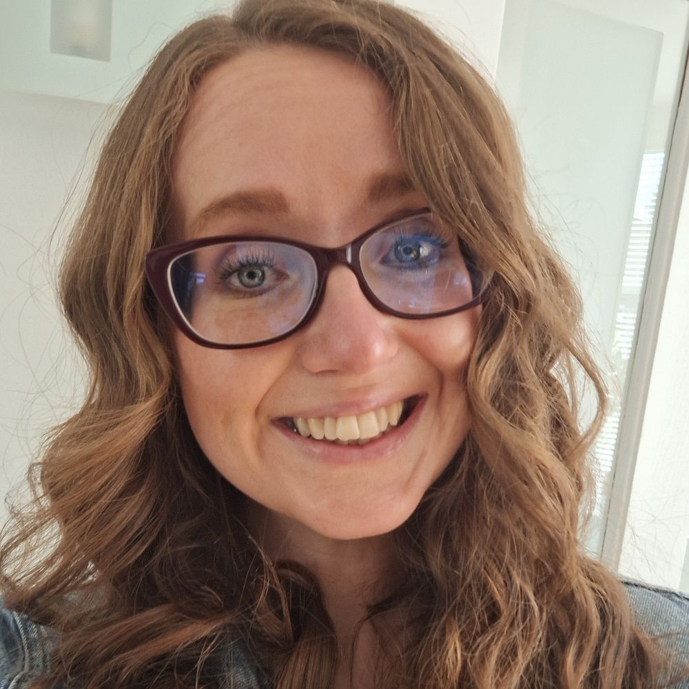 Dr Amanda Unsworth