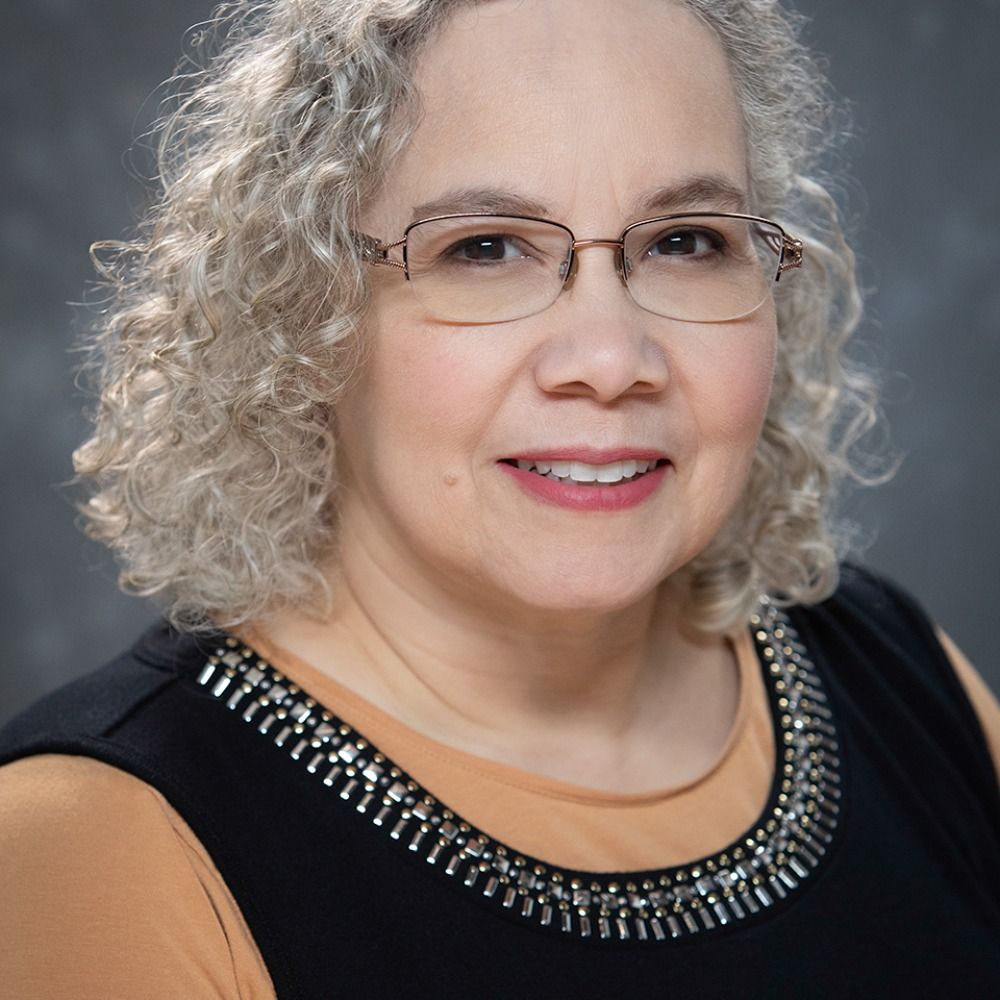 Leah Schanke | Author of FREEDOM AT DAWN