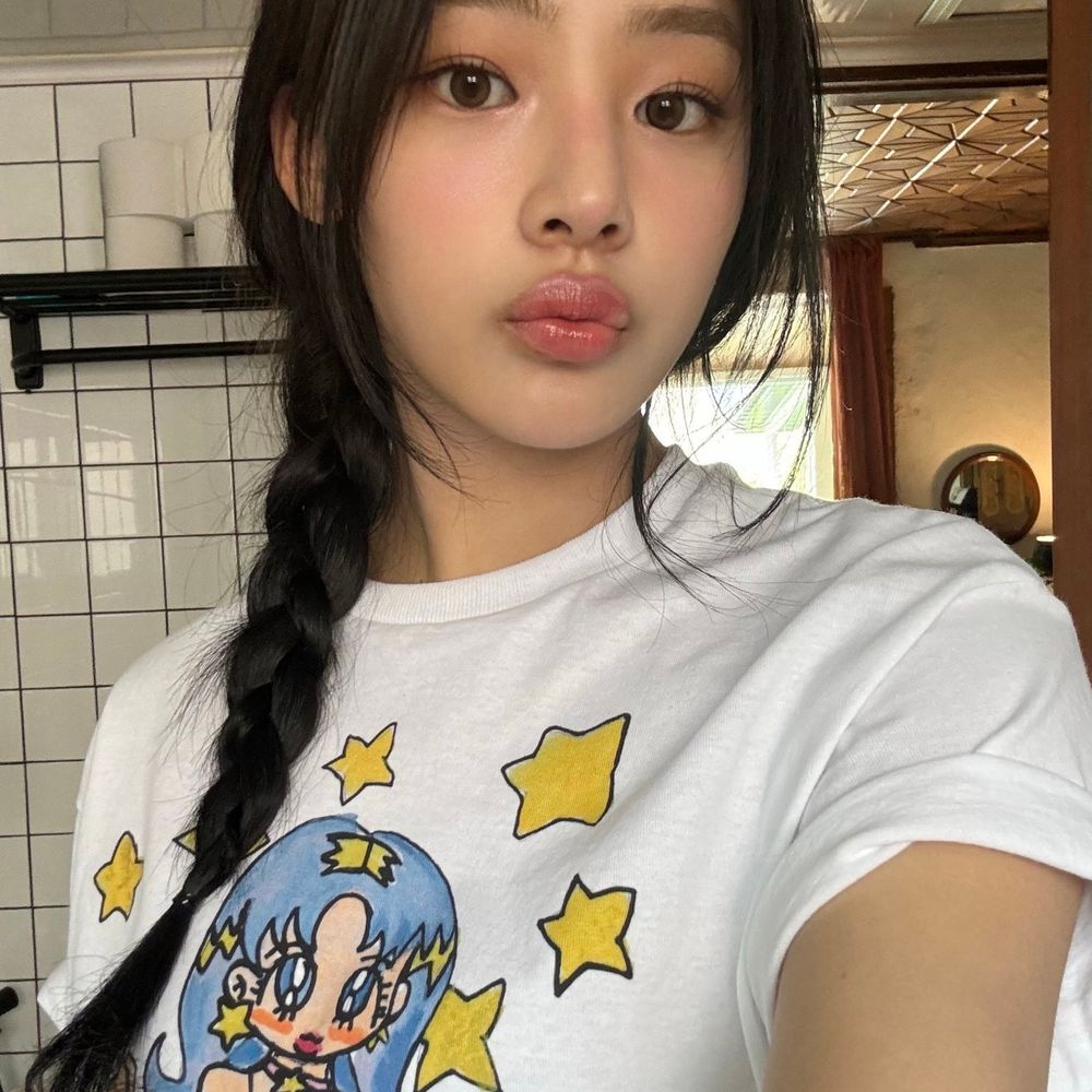 v