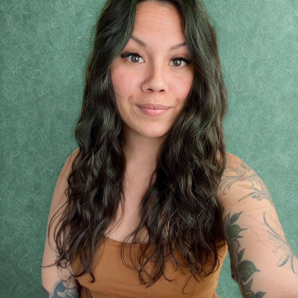shar lewis