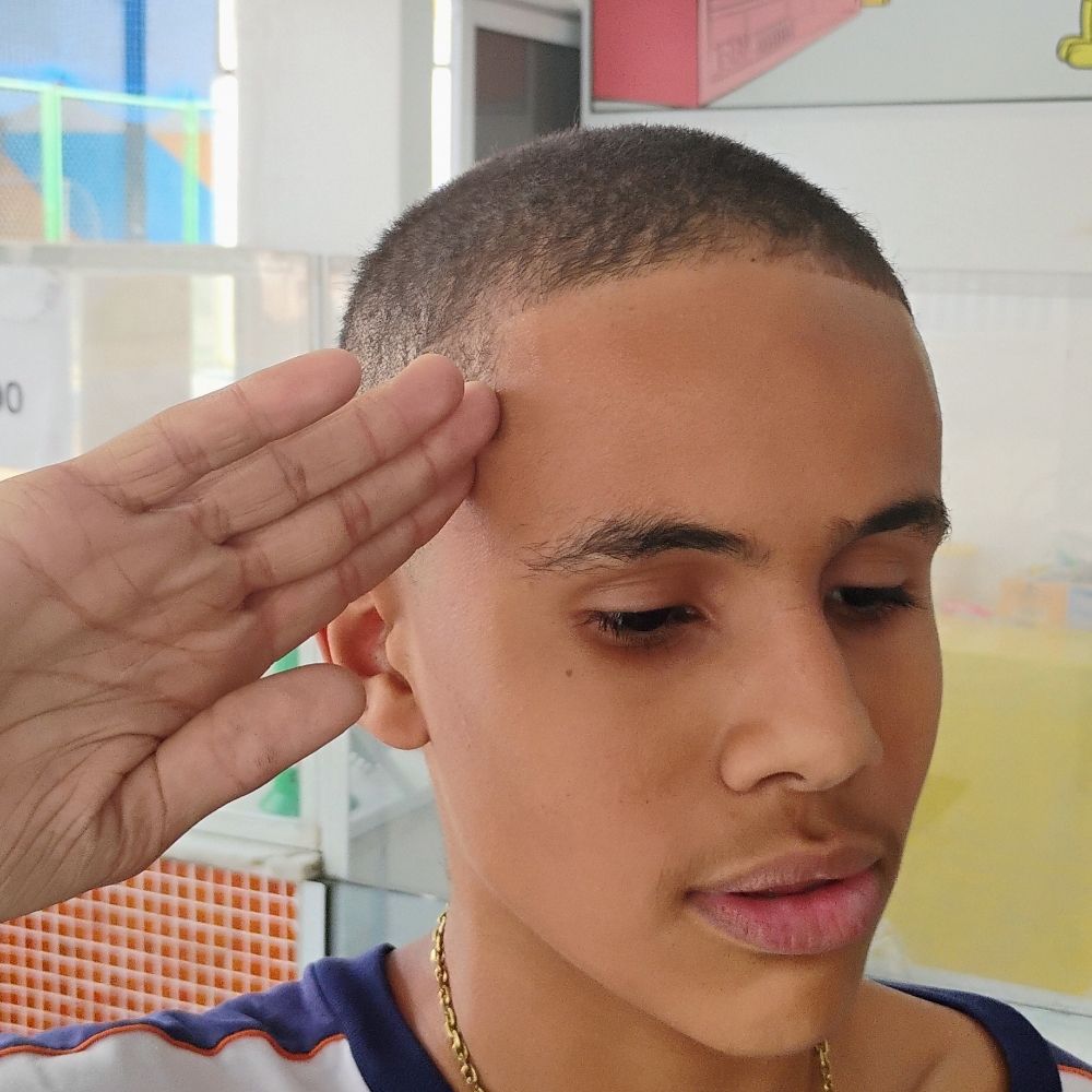 mano salsa🌭🖐️😛🖐️