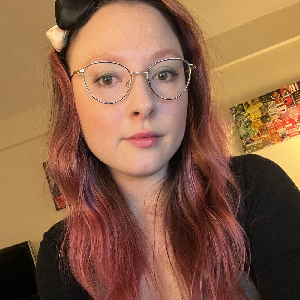 mollykluba.bsky.social