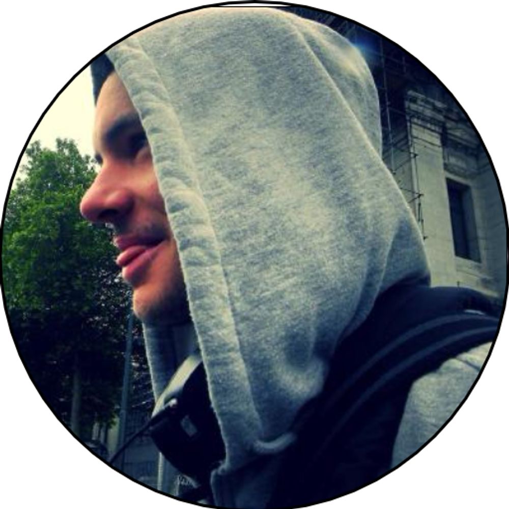 Romain Thomas (@rh0main)