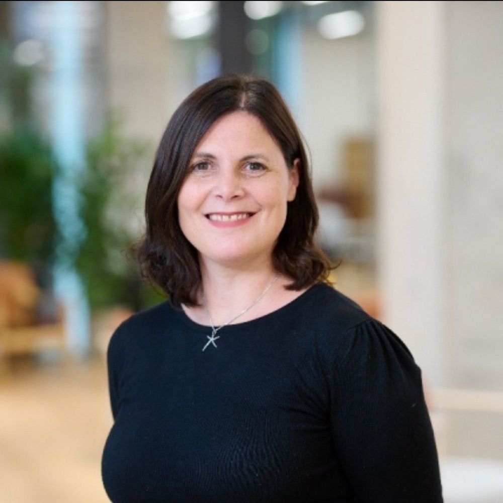 Dr Sarah Dowey