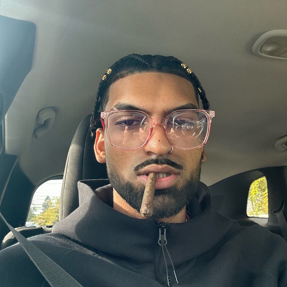 solo ✊🏾🖤
