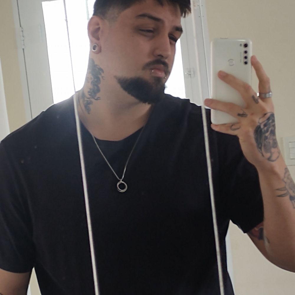 Reyez