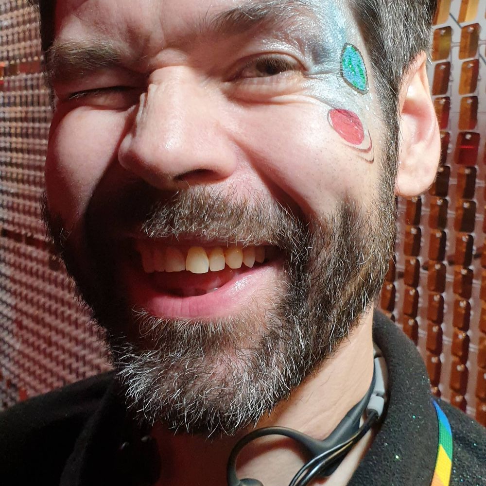Dr Alastair Bruce