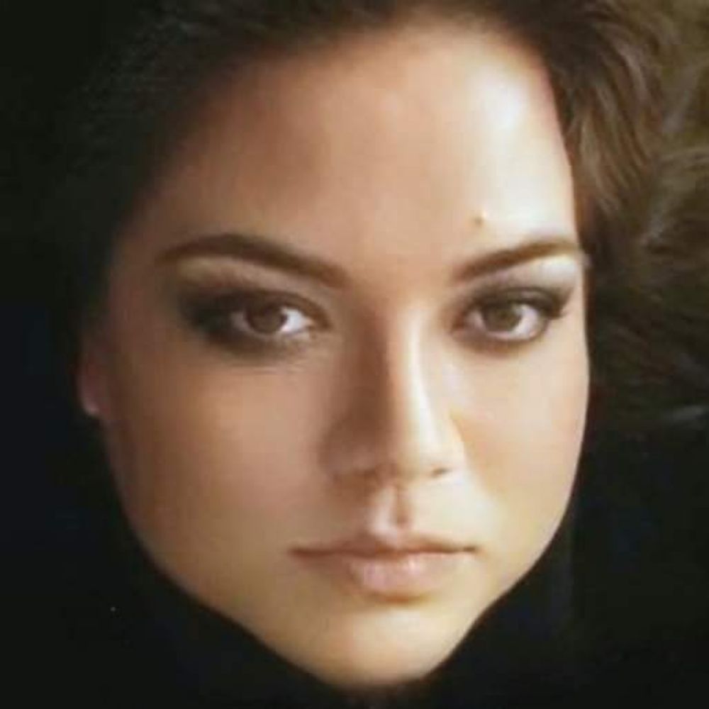 Cassandra Theodora