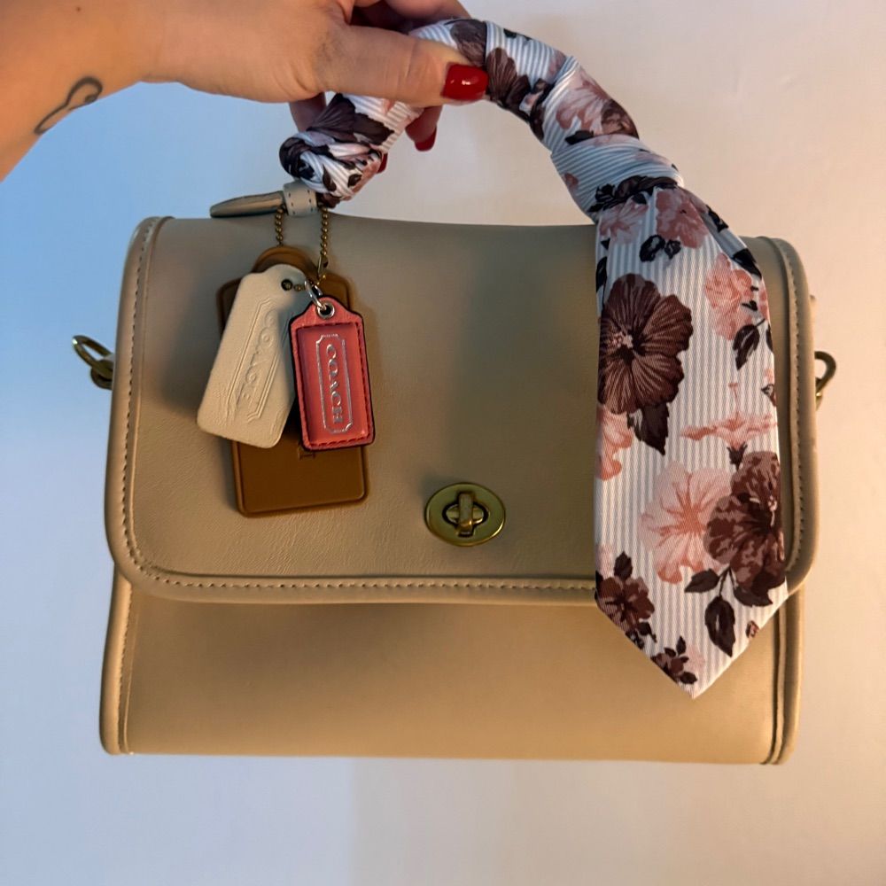 Lolas Nearly New Closet 💕