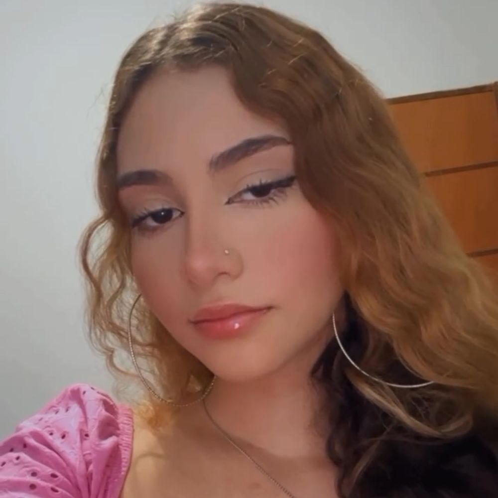 débora almeida.