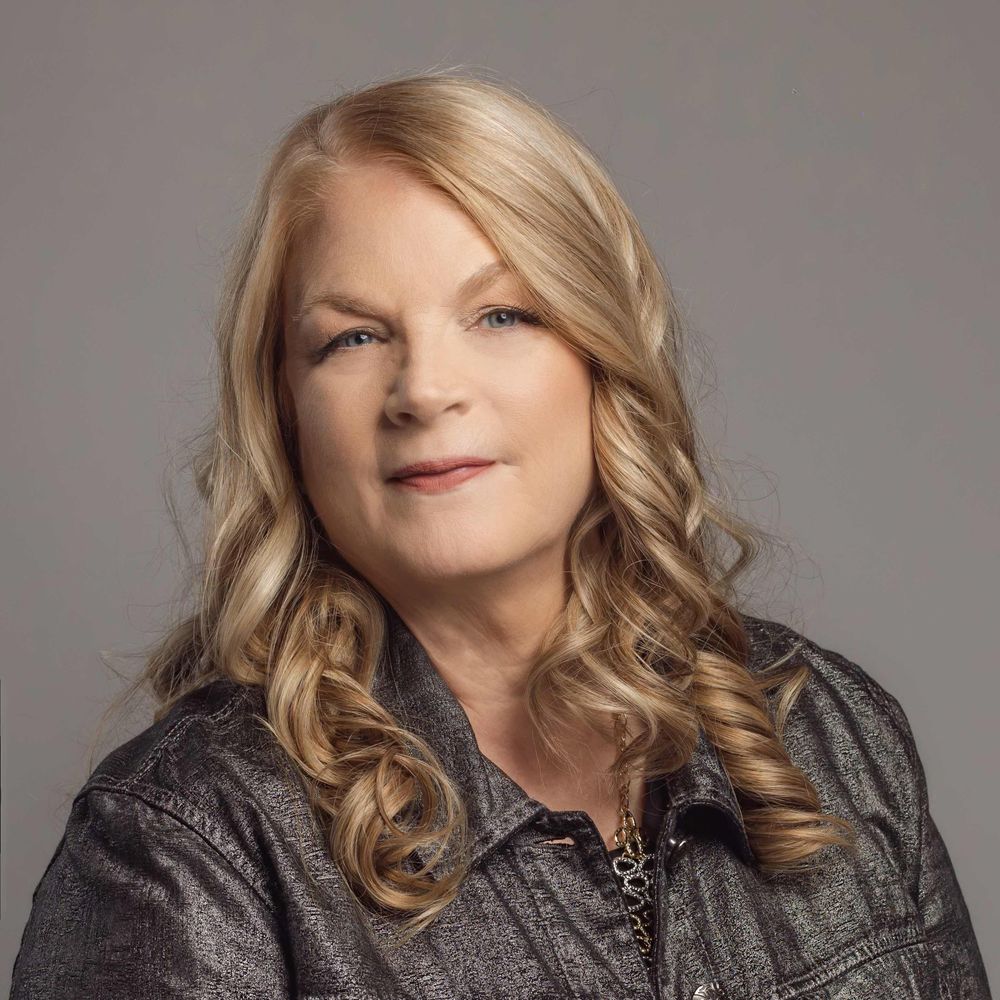 Shelli Tench 
