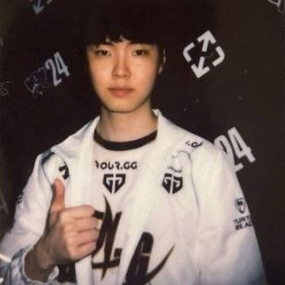 GENG CHOVY & RULER 2027