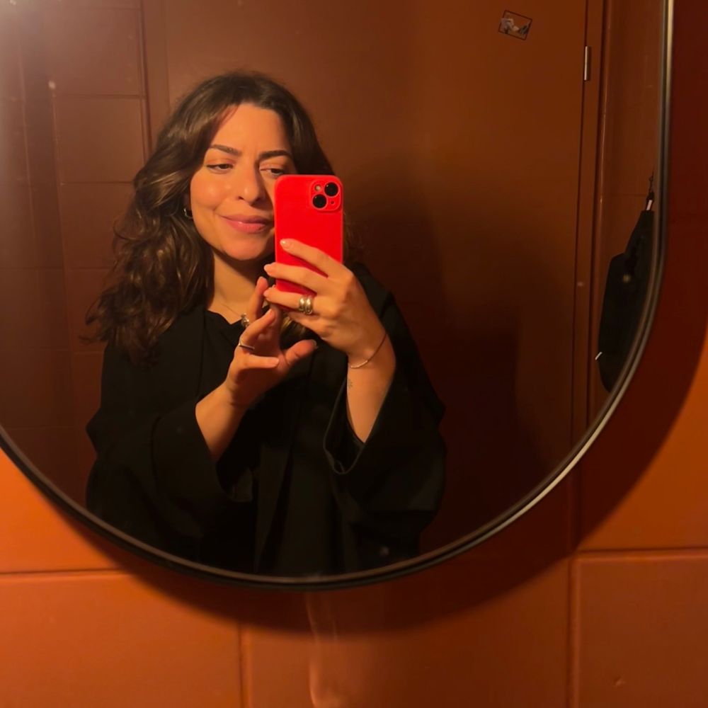 Dr. Rosa Burç