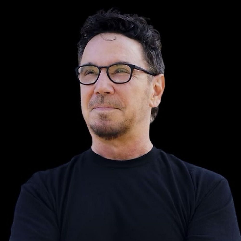 Author Robert Raasch