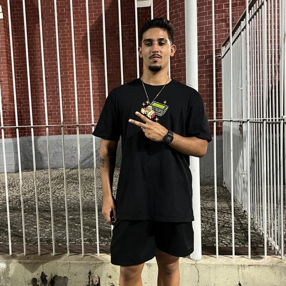 Az