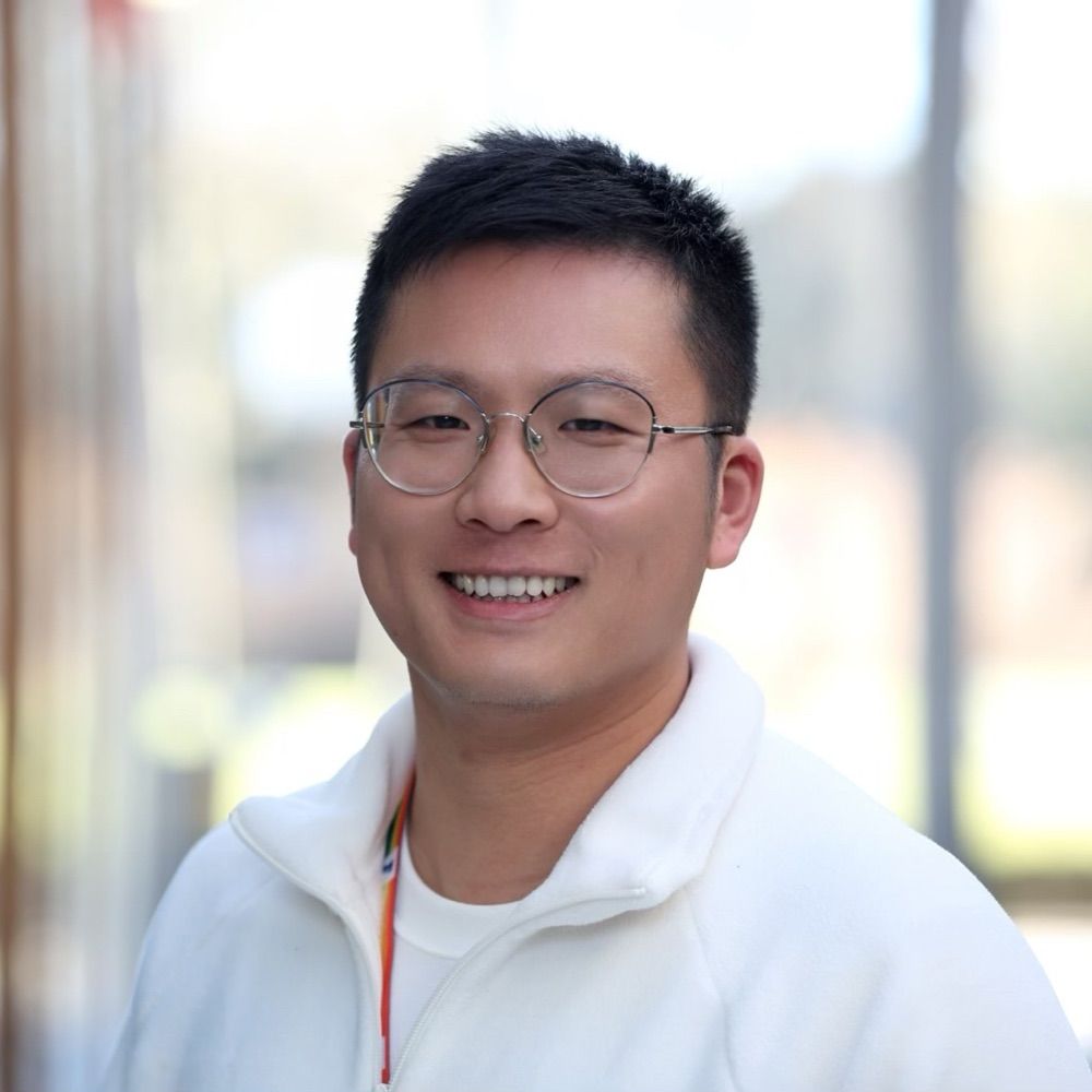 Dr Yuwei Xu