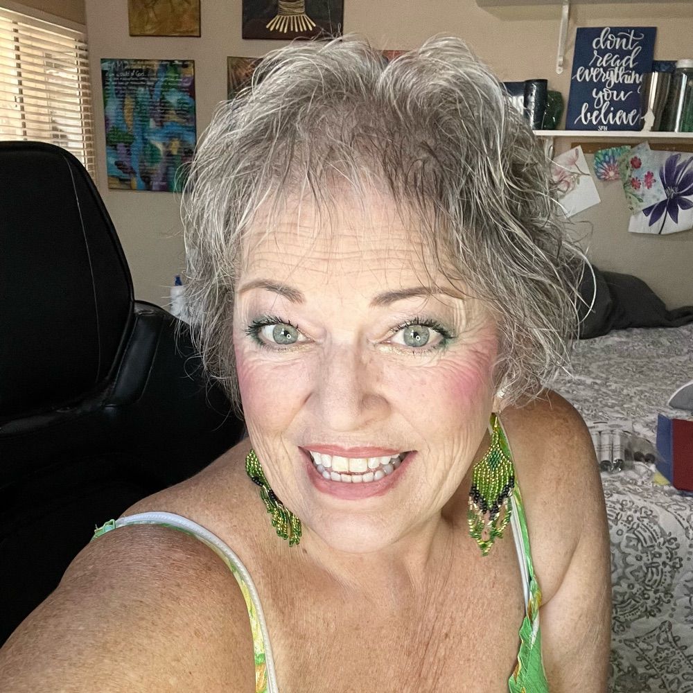 Nadine Larder - Creative Acct