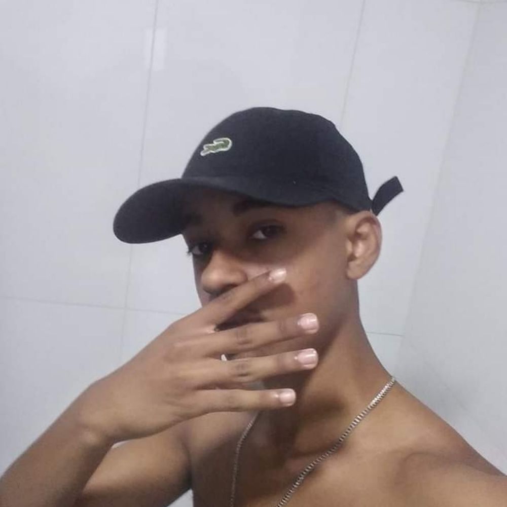 Gustavo A. M.