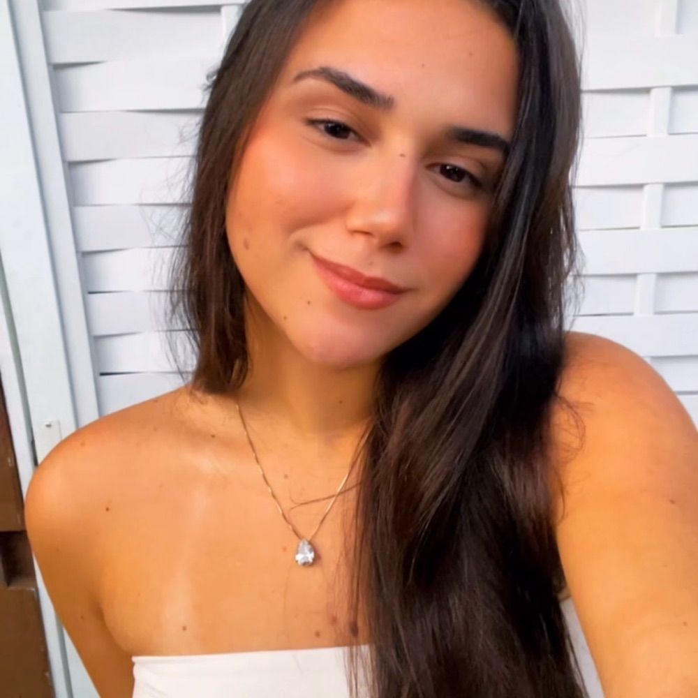 Thaís