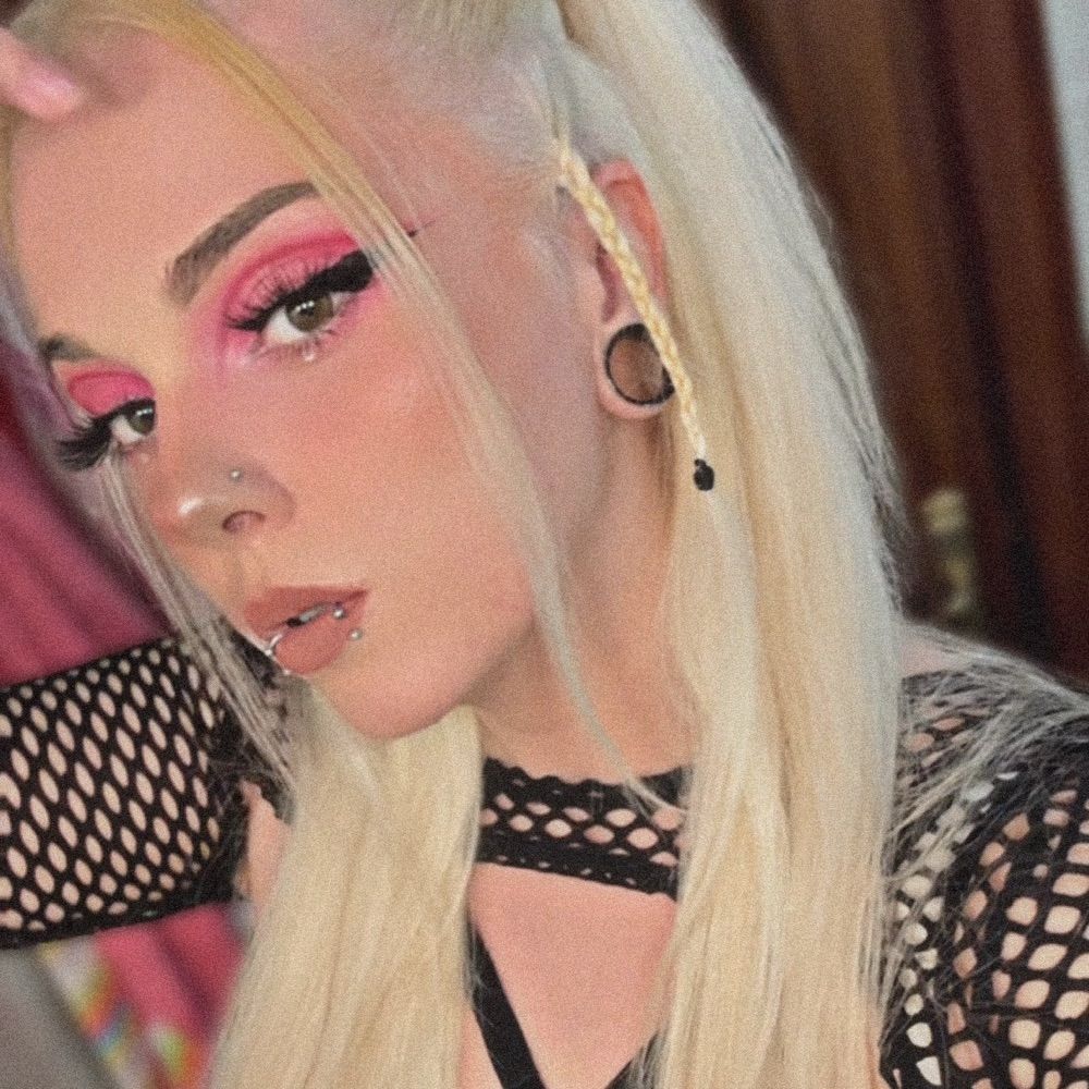 ♡ 𝐔𝐧𝐡𝐨𝐥𝐲♡
