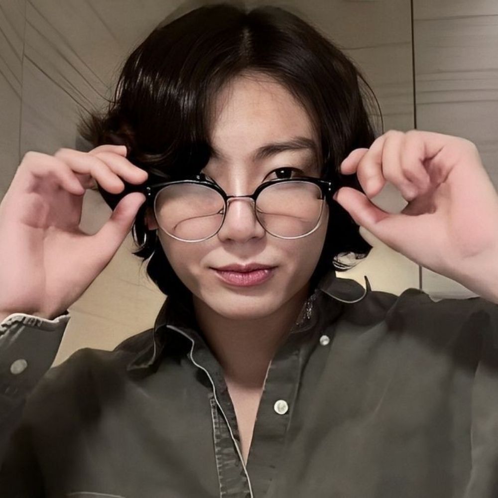 Bely⁷ ‧₊˚ ☁️⋅♡🐈‍⬛