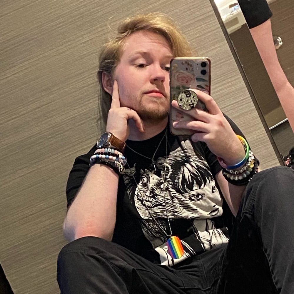Andrew Joseph White 🏴🏳️‍⚧️