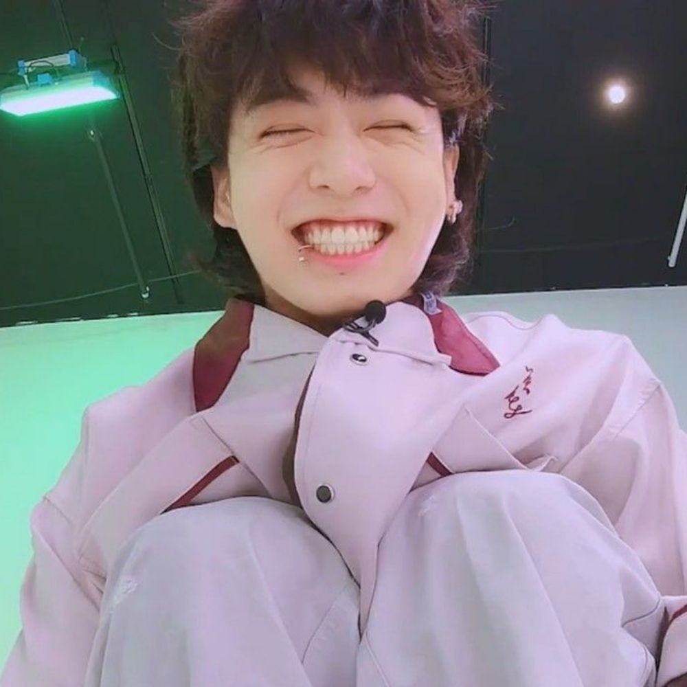 Laura⁷✨️ hobi's comeback D-11