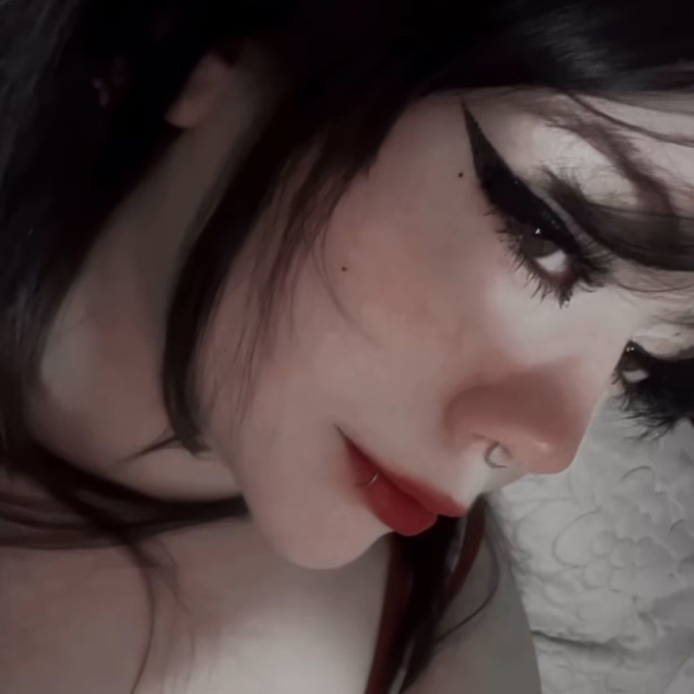 ILoisa ☾