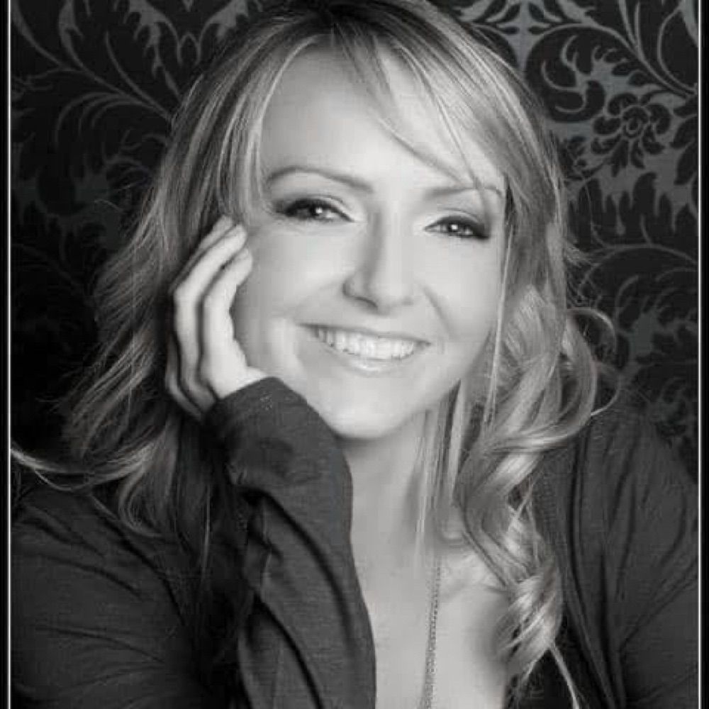 Amy Mostert