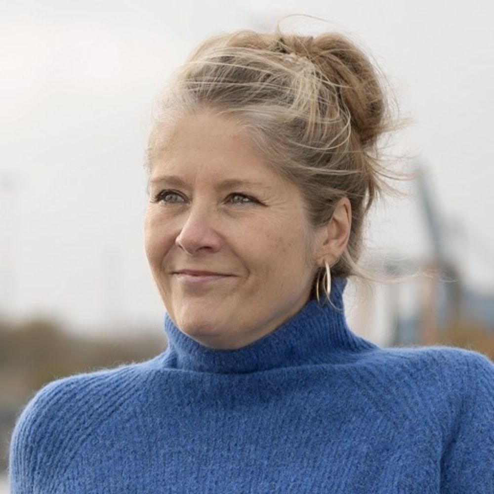 JENNY BRAAT