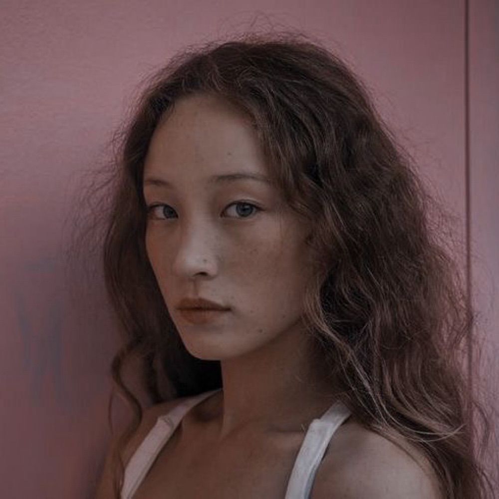 emma 𝜗𝜚