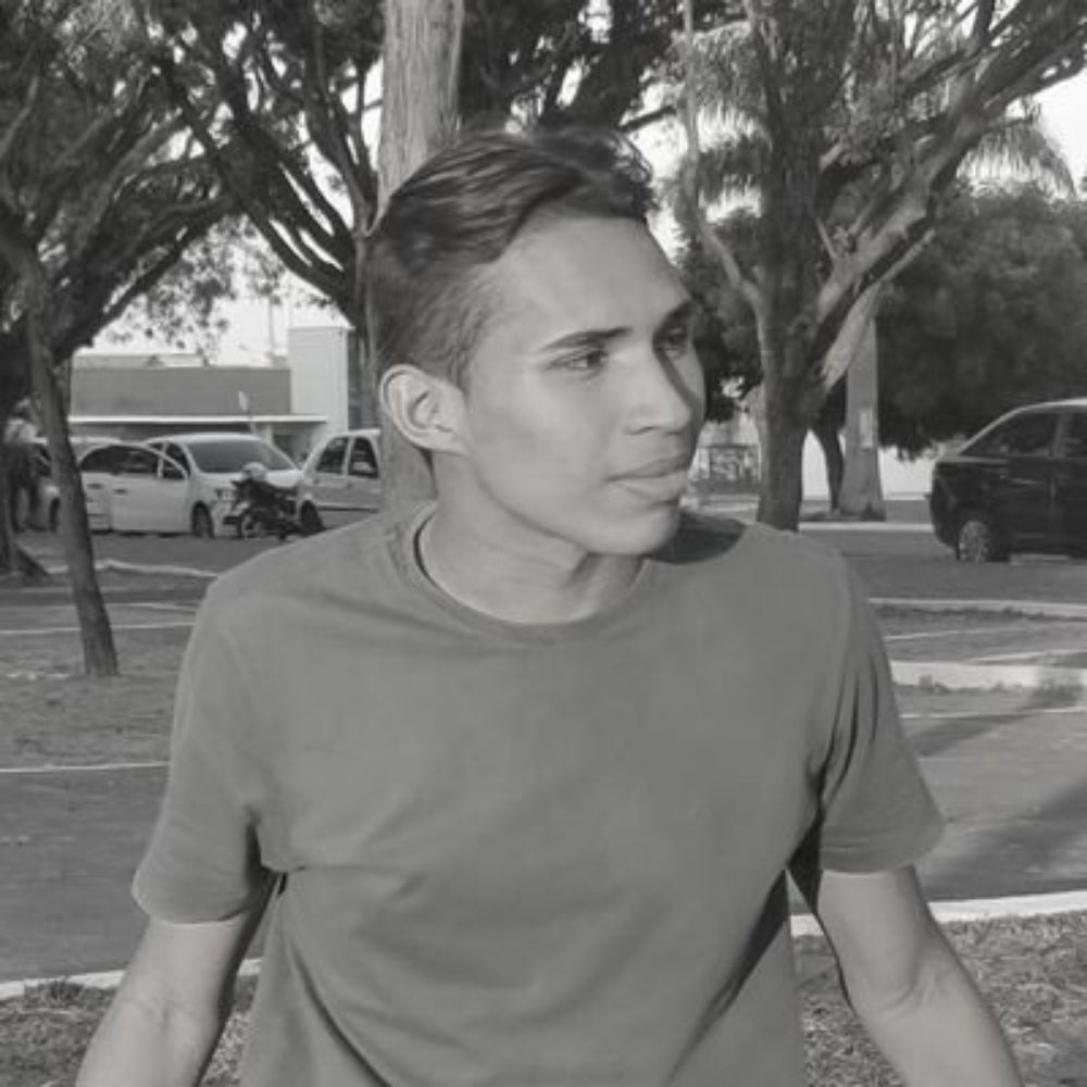 Luizz Constantino 