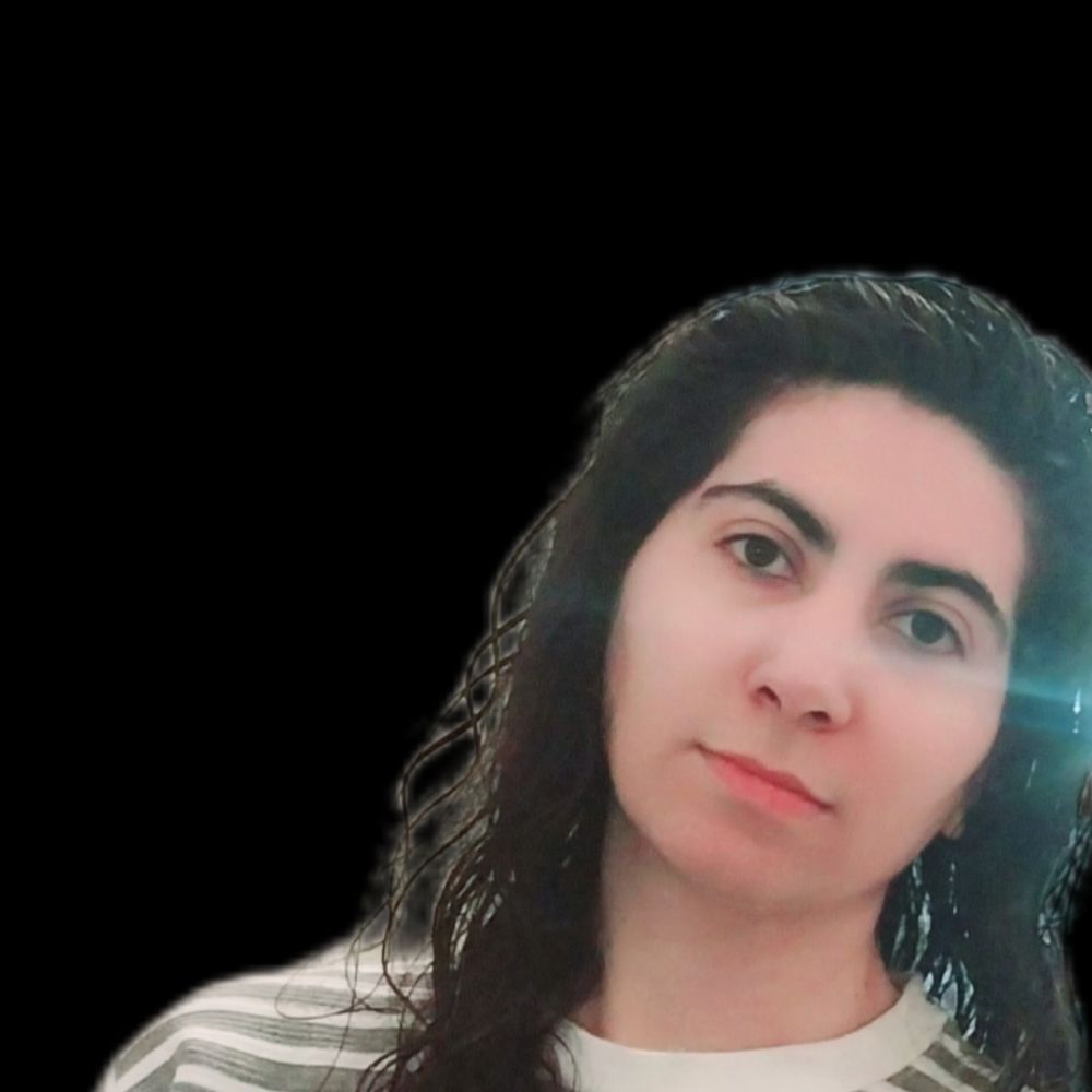 دنیا افشارنو
