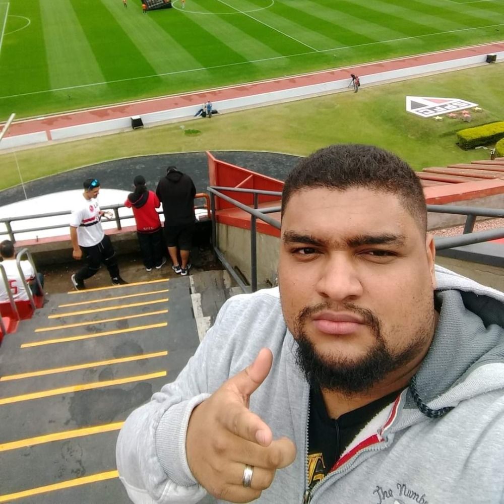 Leonardo Merces