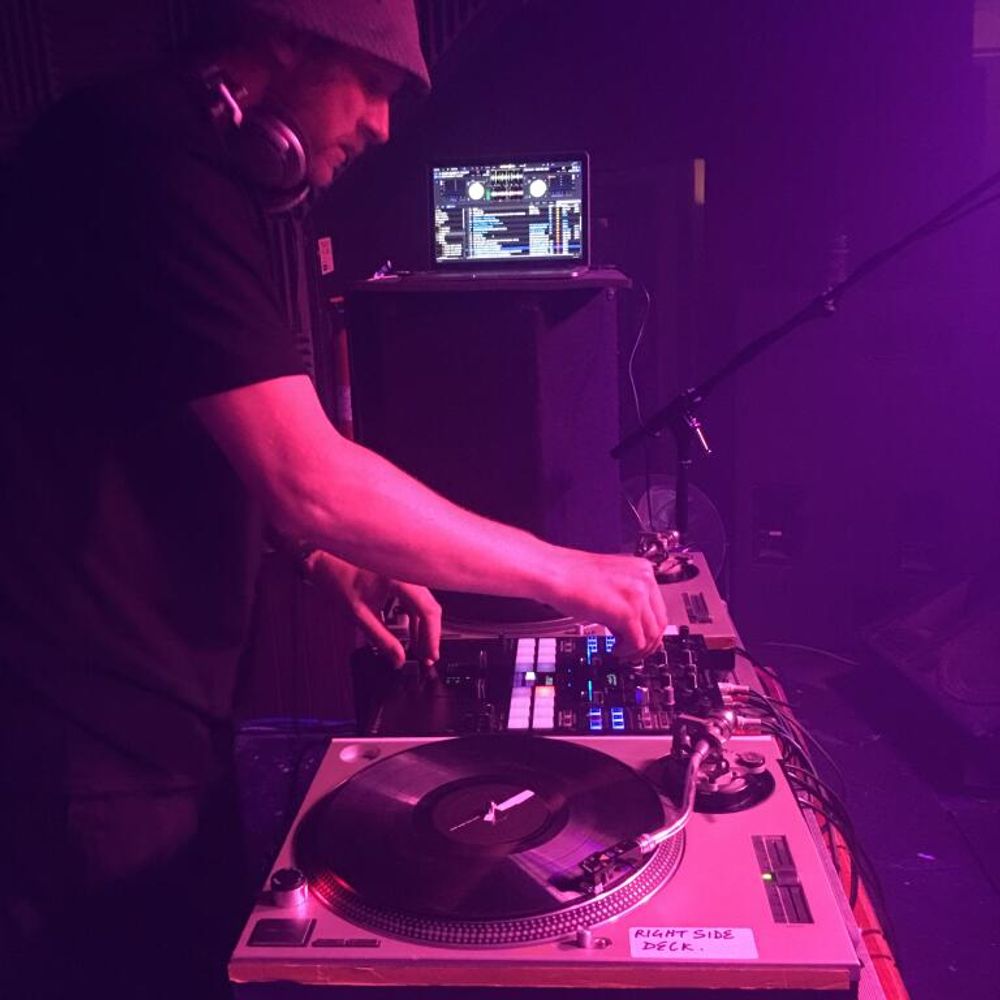 DJXL