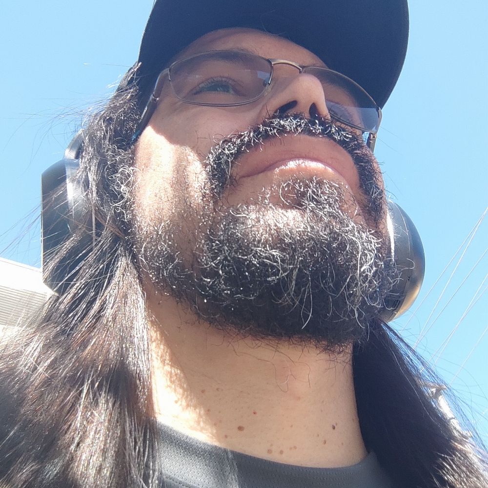 Luiz Sergio 🎸⚙️🌹🚩