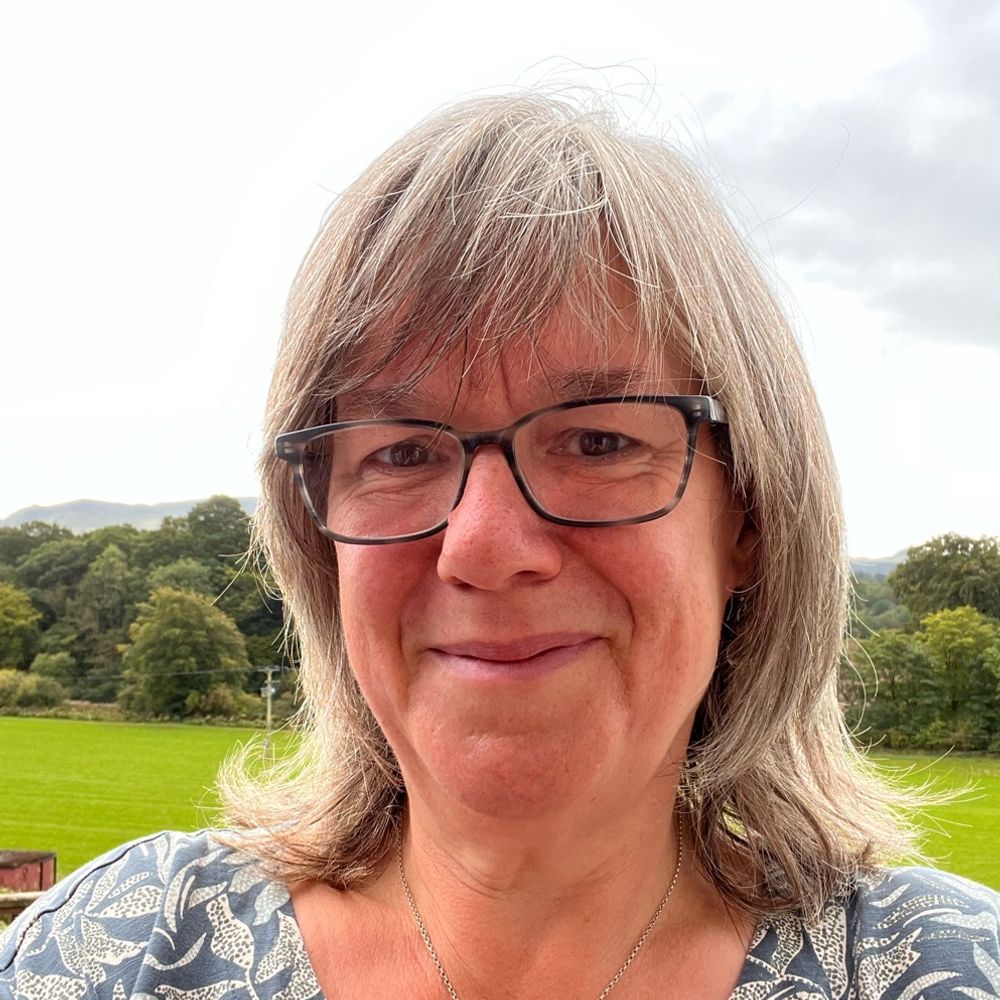 Dr Fiona Dowell