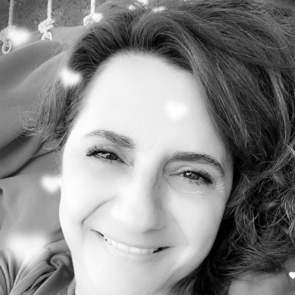 Author M.E. Blaustone 📚✍️