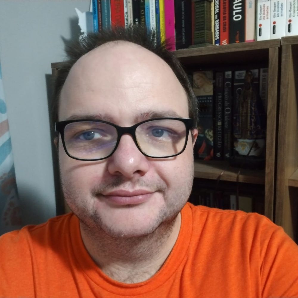 Maurício Ribeiro 