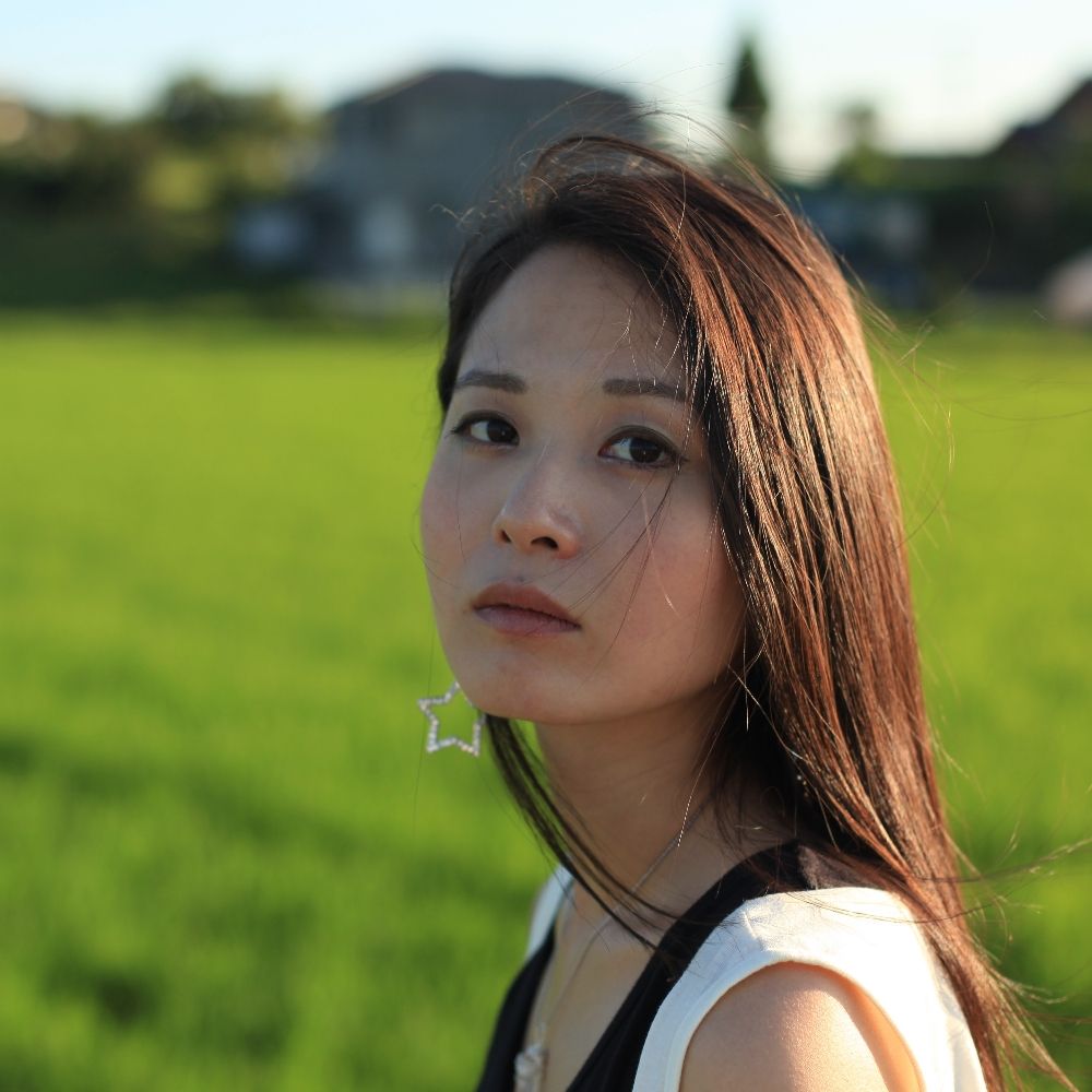比良井しほり