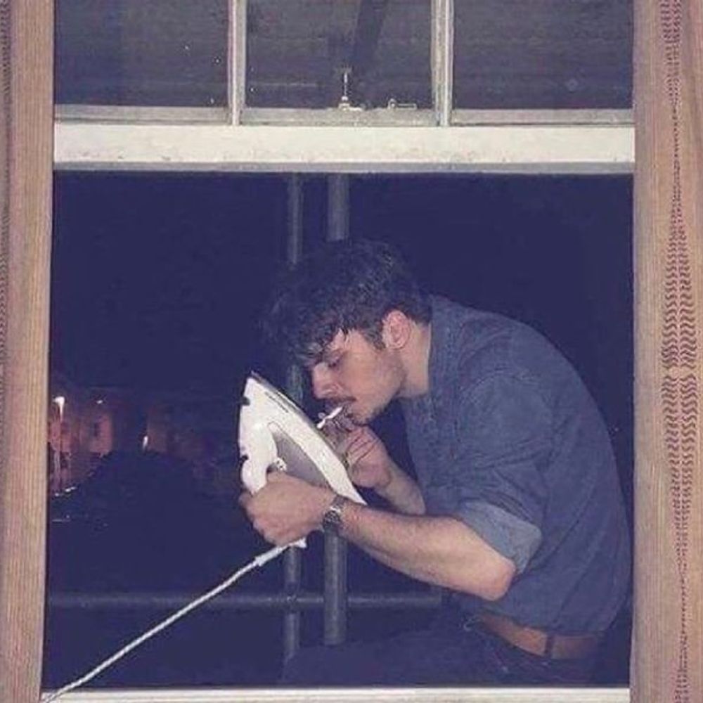 ☜