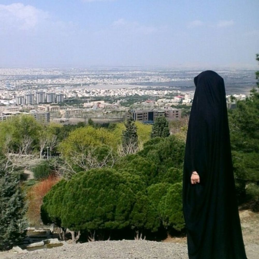 فضه افتخاری