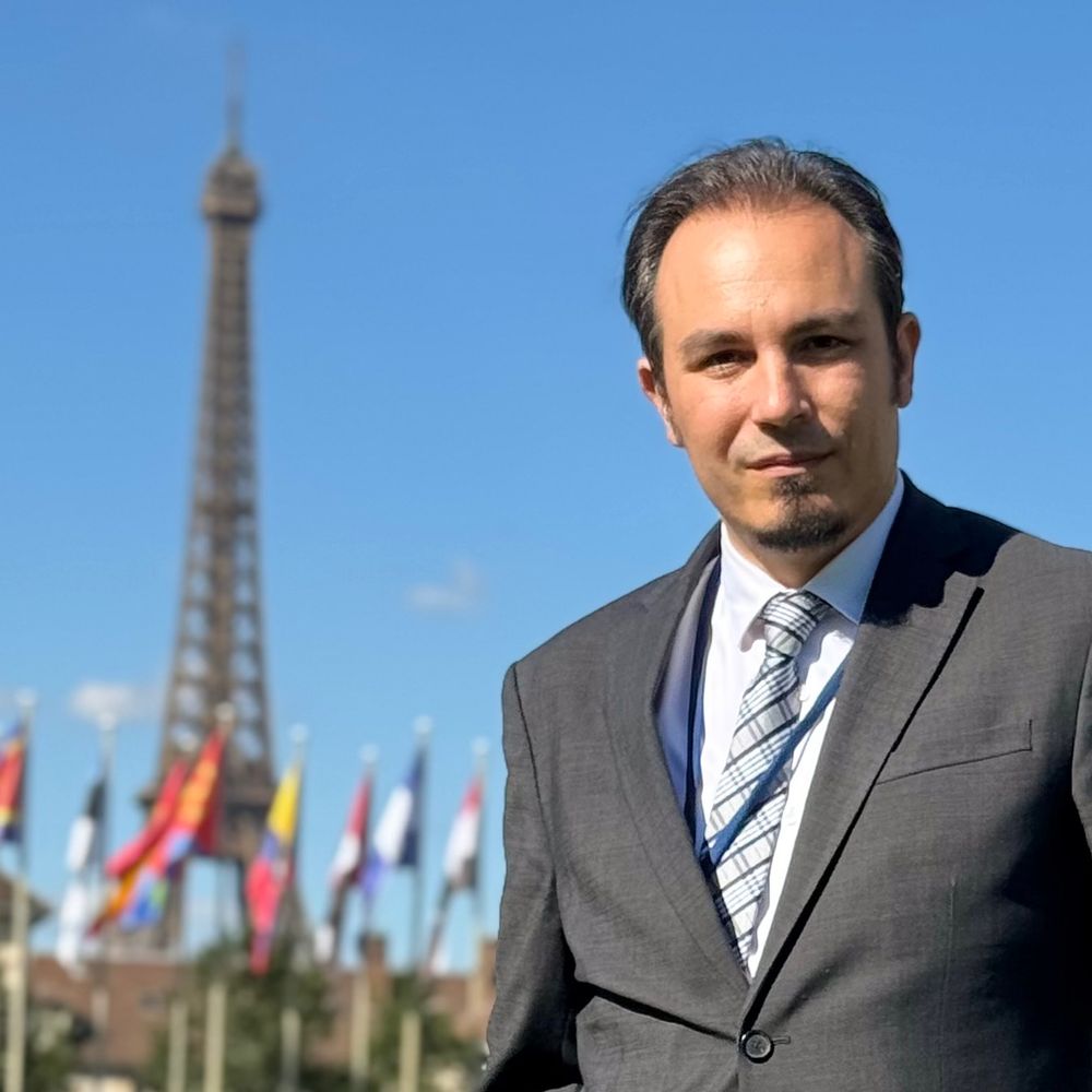 Victor J. Perez-Rubio