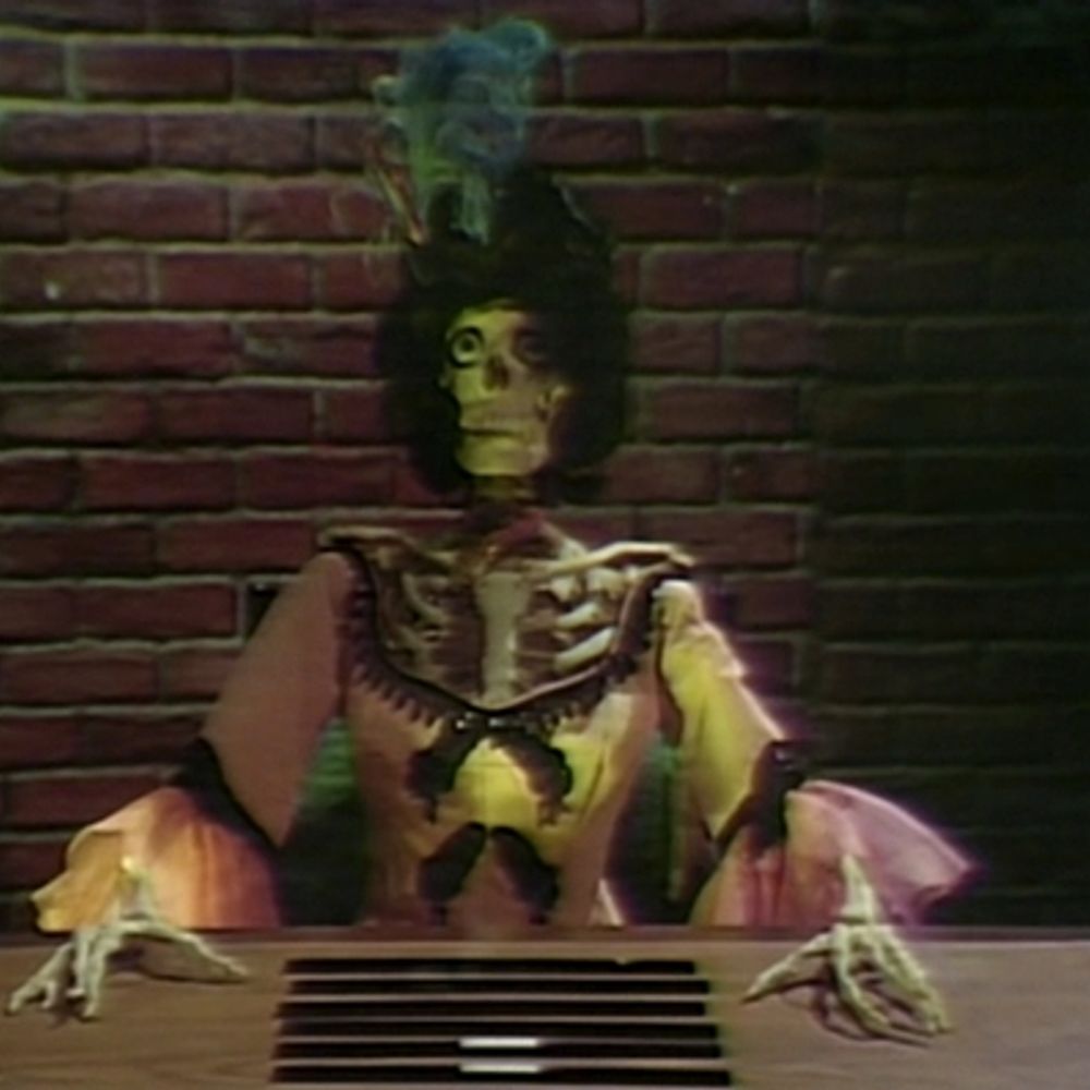 Lady Skeleton