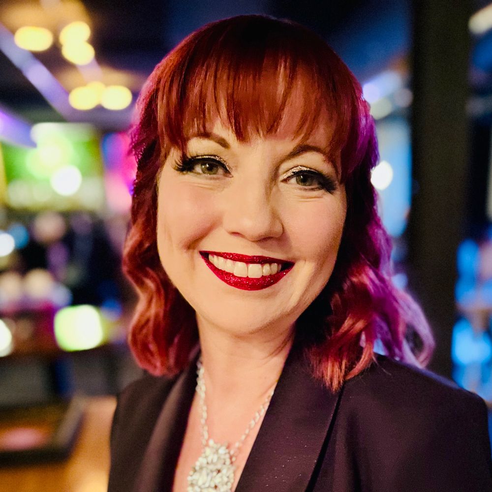 Sharon Lynn