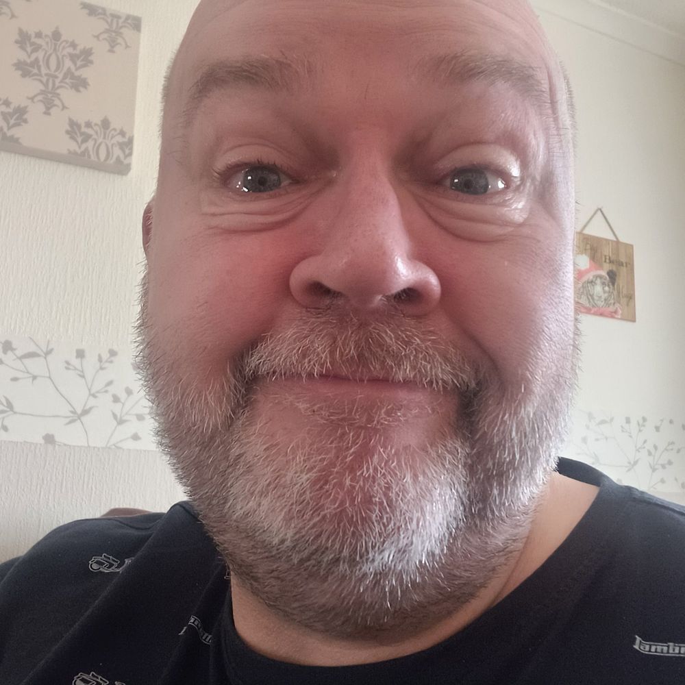 Rich Deighton (StomaBear Darlo) 🏳️‍🌈🎗🐻