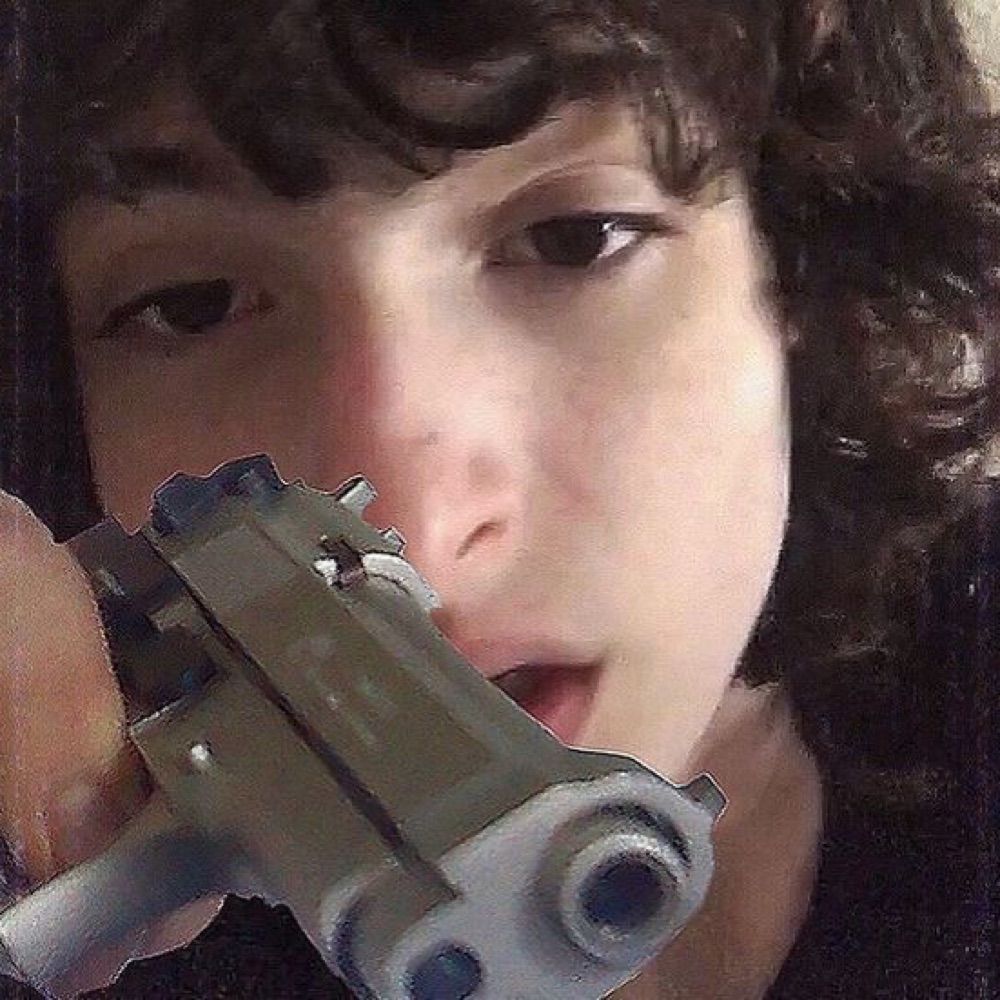 ⋆
